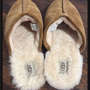 UGG Men’s Brown Sheepskin Slippers, Size 10, NEW